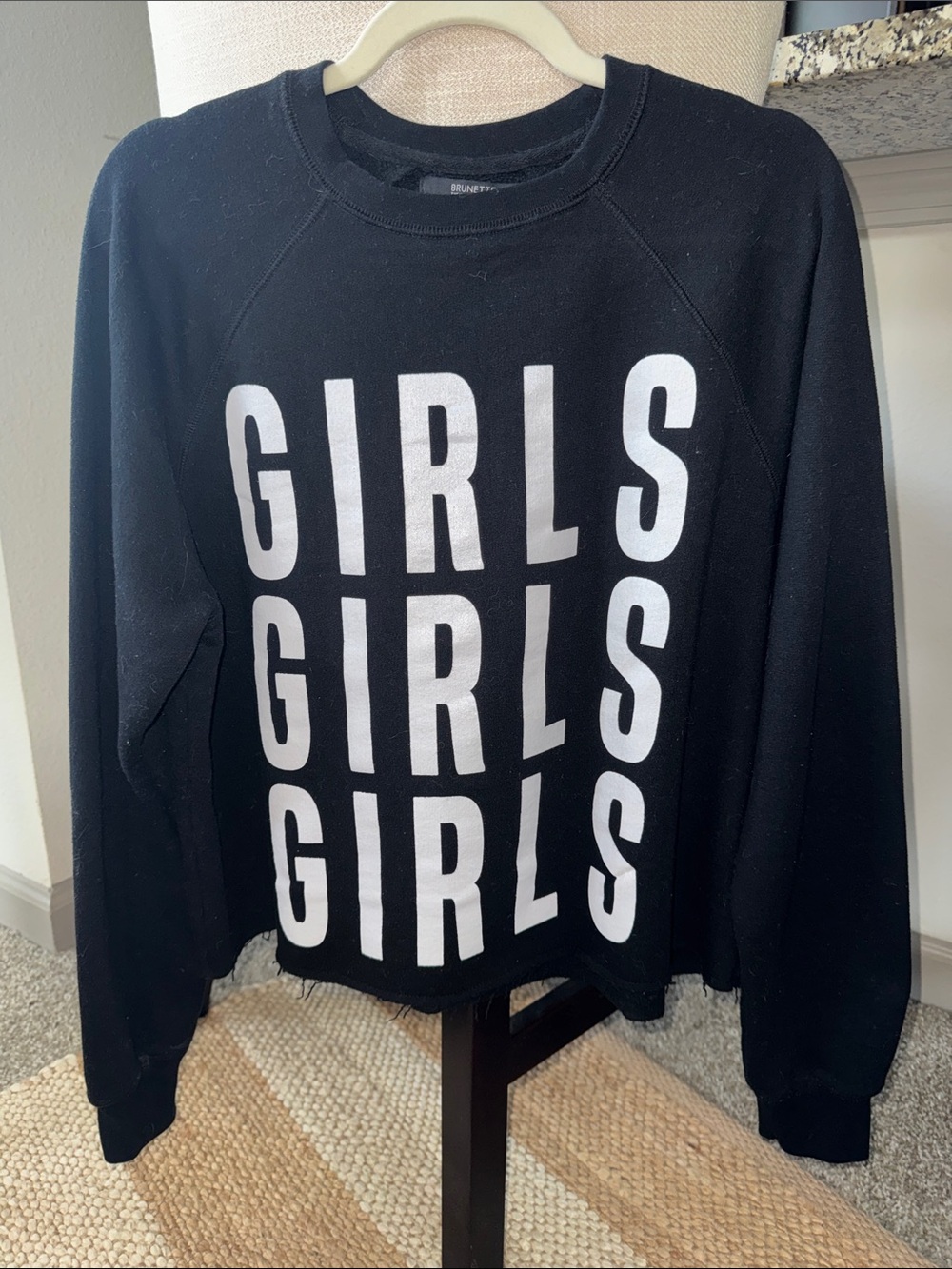 Brunette The Label - Black Cropped Sweatshirt - S